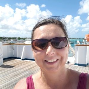 Meet your Posher, Wendy